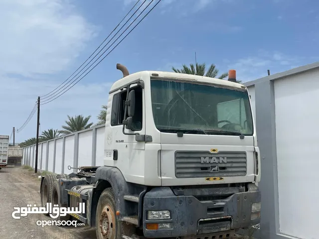 Tractor Unit Man 2007 in Muscat