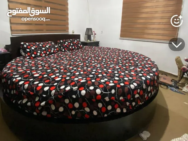 تخت مدور للبيع خشب اندونيسي تقيل مع الفرشة