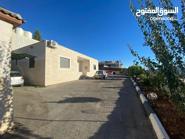 240 m2 4 Bedrooms Villa for Sale in Ramallah and Al-Bireh Abu Shukhaydam