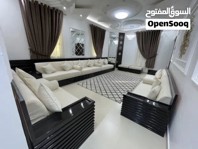 جلسة ظيوف للمجلس بحالة ممتازة