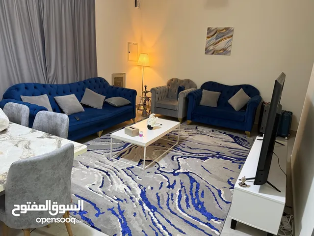 شقه مفروشه ديلوكس غرفه وصاله لمدة شهرين