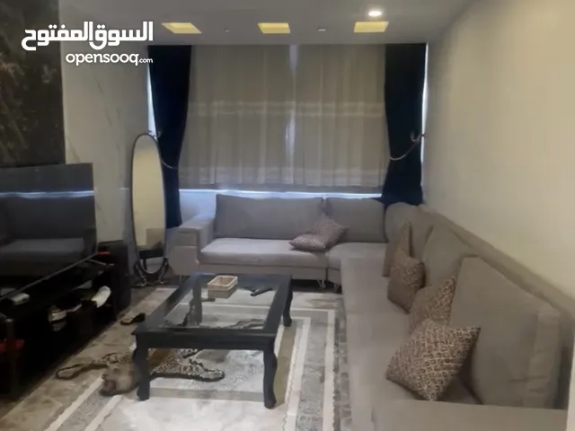 160 m2 4 Bedrooms Apartments for Rent in Tripoli Al-Mansoura