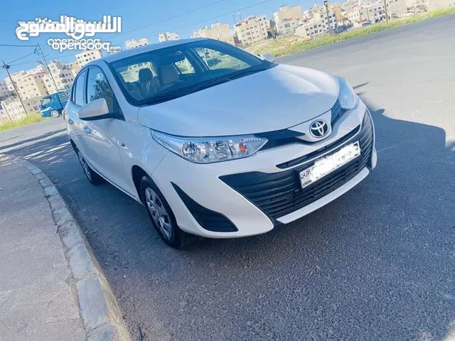 يارس2019وارد الفطيم(تحدي اقل الاسعار)محرك1500cc-vvti فحص كامل بدون ملاحظات7غيار CVTنظامECOجمرك جديد