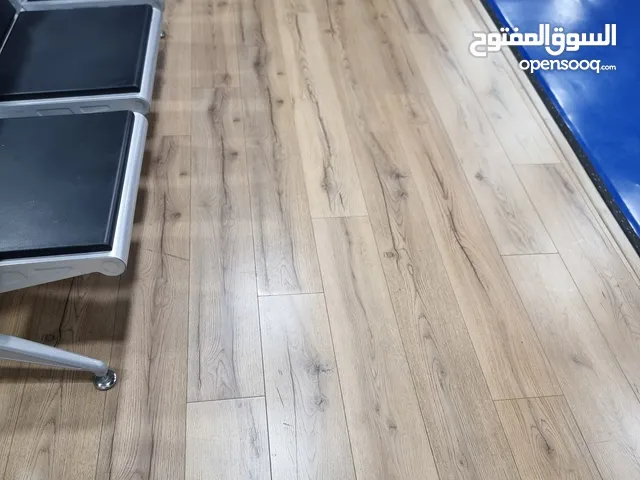 باركيه الماني لون خشابي مستعمل بحاله الوكاله