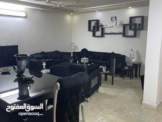 165 m2 4 Bedrooms Apartments for Sale in Zarqa Al Zarqa Al Jadeedeh