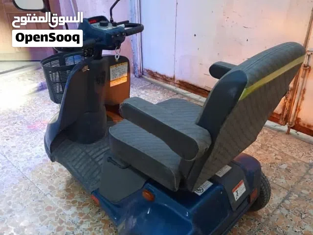 للبيع سيارة كي ثري دراجة بايسكل دراجة معوقين طخم قنفات