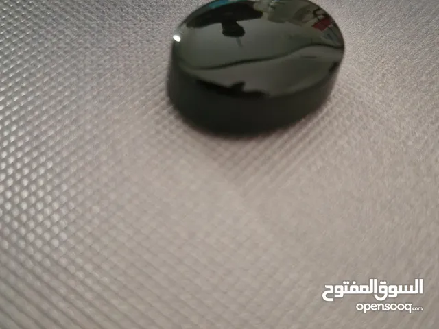 متوفر لدي 3 انواع من الأحجار الكريمة الاصلية مضمون