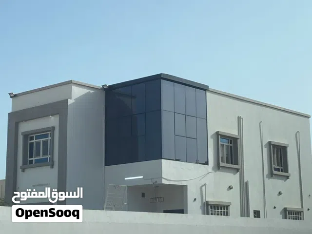 220 m2 More than 6 bedrooms Villa for Rent in Dhofar Salala