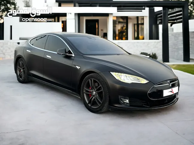 Tesla Model S 2015 - GCC - Dual Motor - P85 D - Full Service History - No Accident