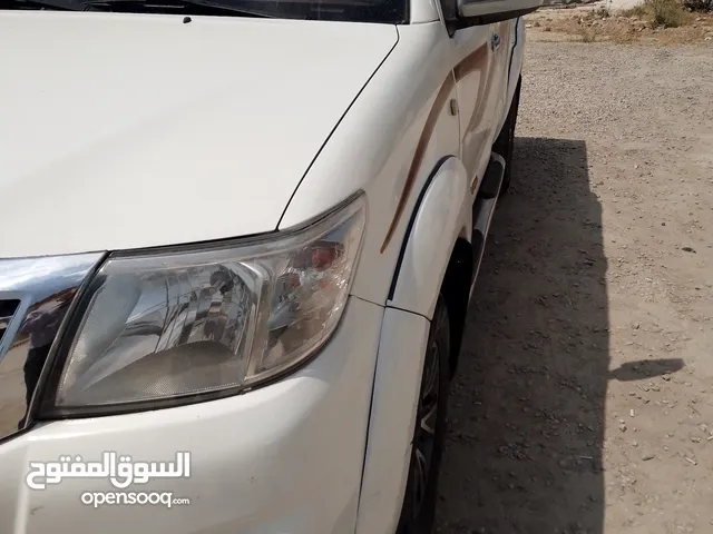 Used Toyota Hilux in Amman