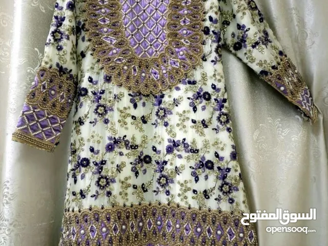 لبسه عمانيه