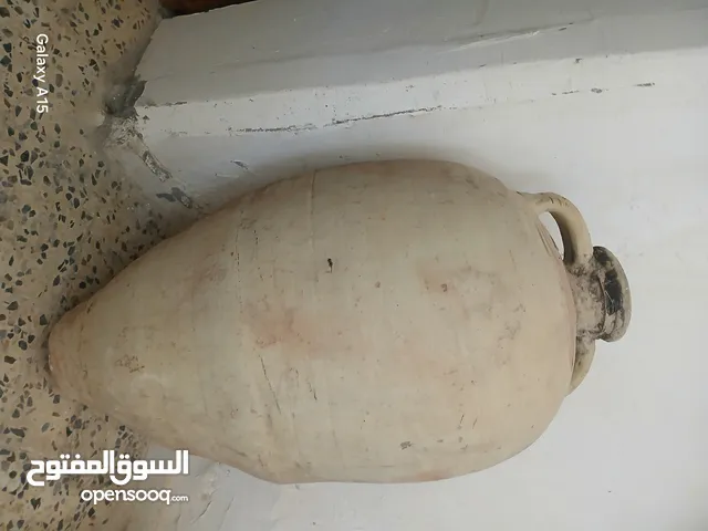 خابية زيت قديمة جدا عمرها اكثر من 150 عام حجم كبير