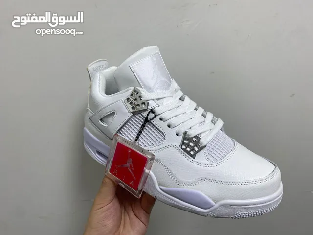 Air Jordan 4 Retro