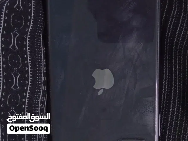 للبيع آيفون 11العادي نضيف