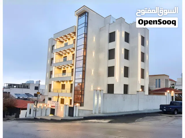 207 m2 5 Bedrooms Apartments for Sale in Amman Al Bnayyat