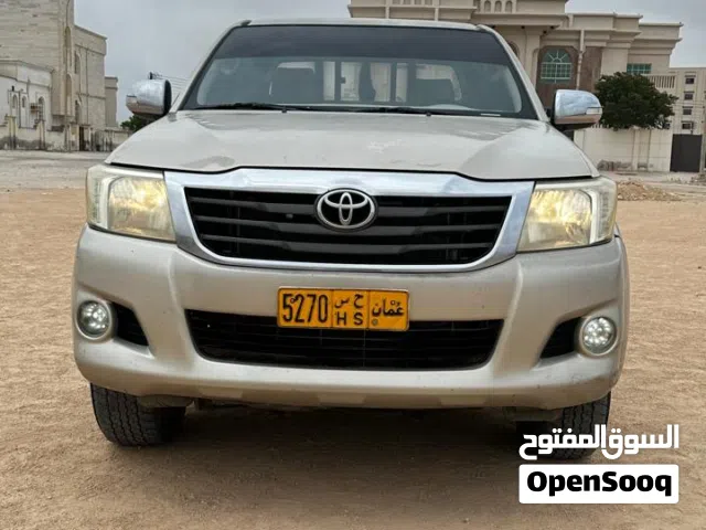 هايلوكس 2013 للبيع