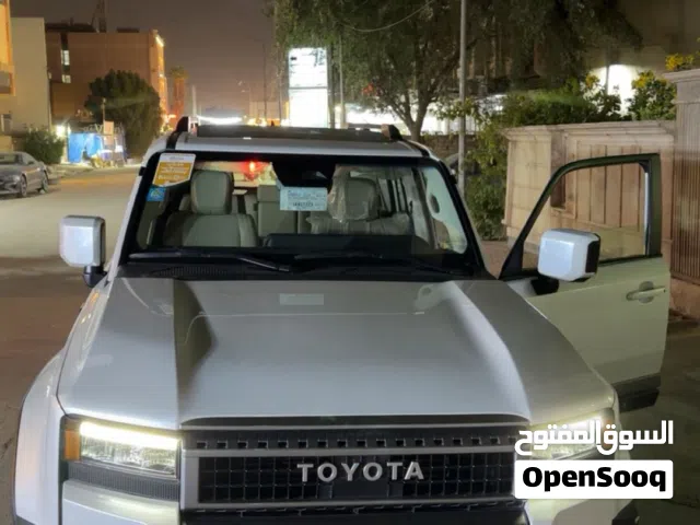 2025 تويوتا برادو Adventure