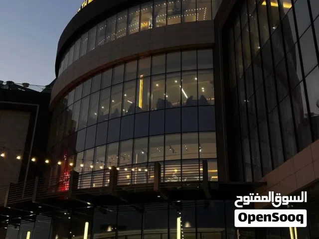 محل تجاري للبيع ب أعلى عائد شهرى 186  الف