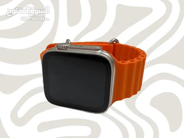 ساعة الترا برتقالية لحساب الخطوات والحفاظ على الصحة