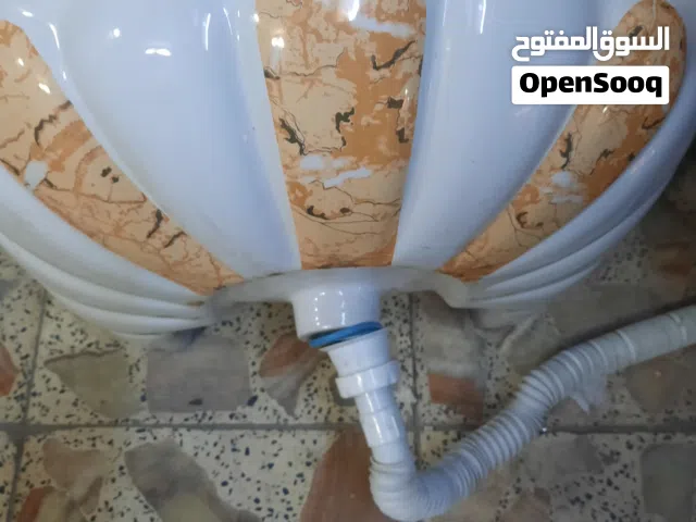 مغسله اخت الجديده مع غسالة ملابس نظيفه جدا