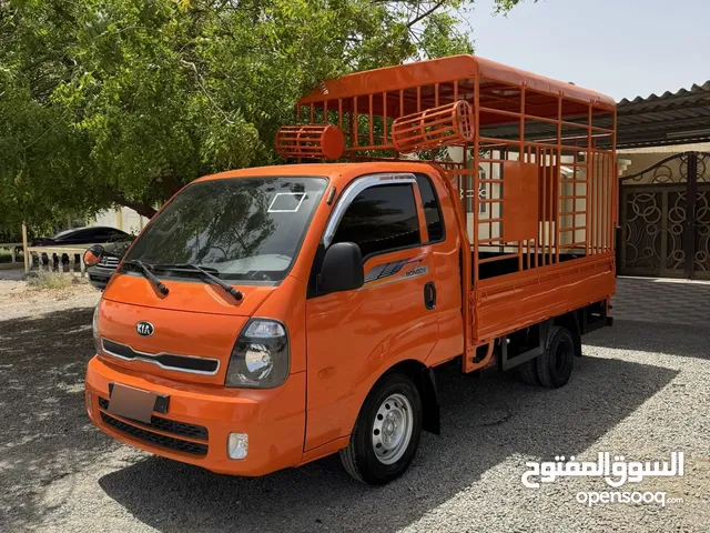 للبيع كيا شاحنة غاز جاهزه موديل 2018 مطلوبه4500 قابل شي بصيط