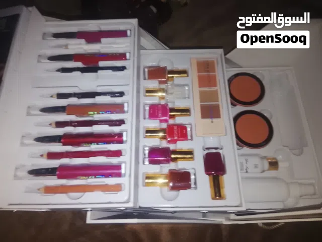 بكج مكياج كامل