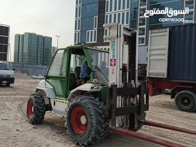 5 ton Manitou Forklift 4x4