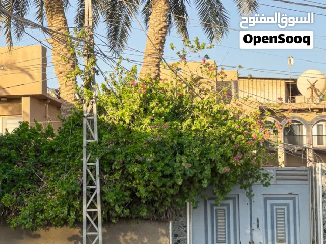 145 m2 3 Bedrooms Townhouse for Sale in Basra Tahseneya