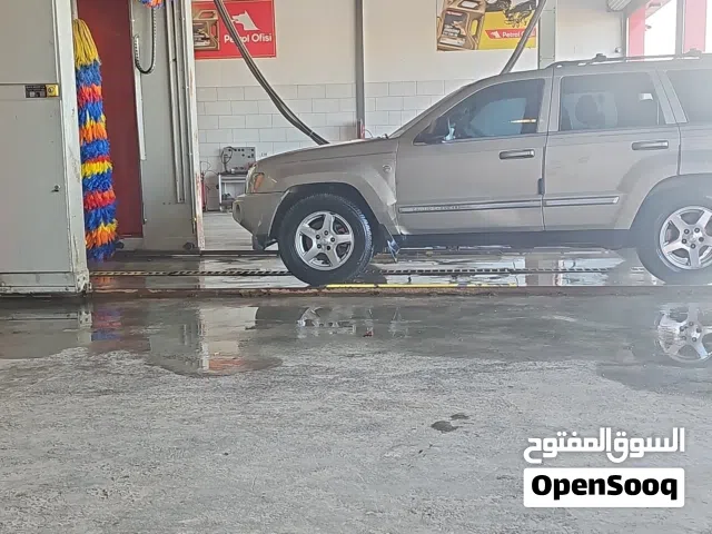 2007 جيب جراند شيروكى Altitude