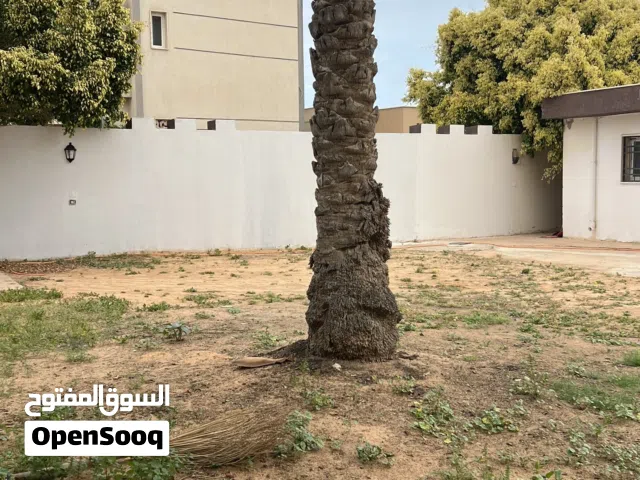 120 m2 Studio Townhouse for Rent in Tripoli Ain Zara