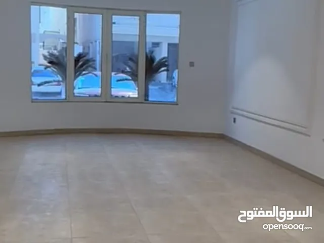 200 m2 More than 6 bedrooms Apartments for Rent in Taif Al Jal