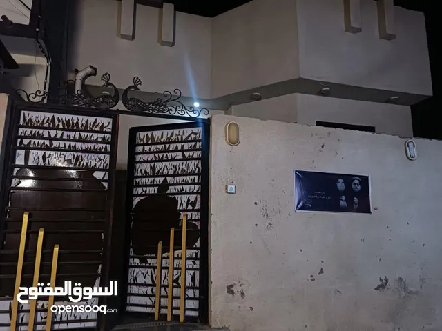 170 m2 More than 6 bedrooms Townhouse for Sale in Basra As Sina'iyah