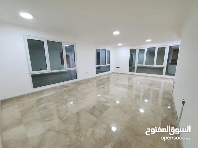 Luxury 5Bedrooms villa for rent in Madinat As Sultan Qaboos