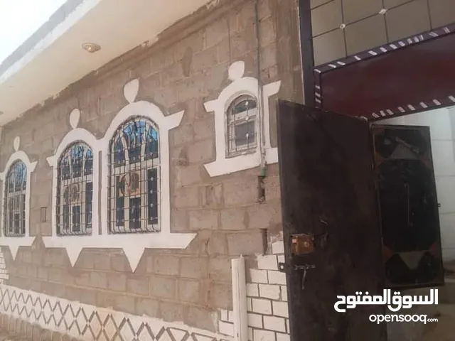 12 m2 4 Bedrooms Townhouse for Sale in Sana'a Ar Rawdah
