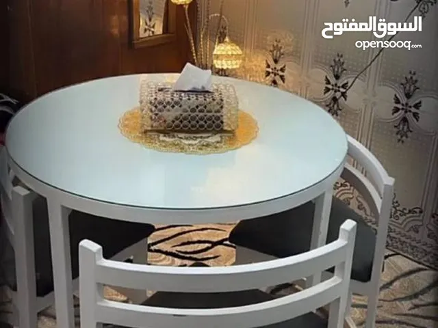 ميز طعام داىري