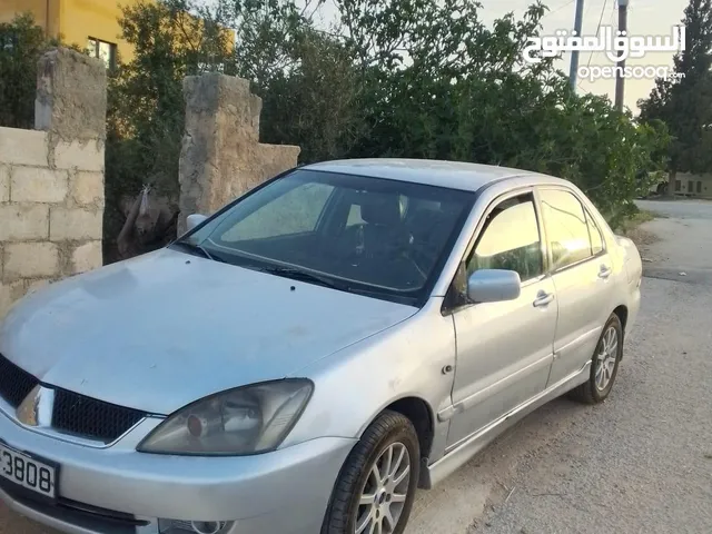 متسبيشي لانسر 2008