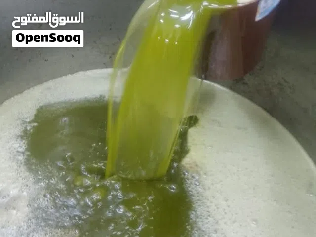 زيت زيتون بلدي بعل رومي مضمون ومكفول لاخر قطره بتنكه ويوجد زيت تونسي