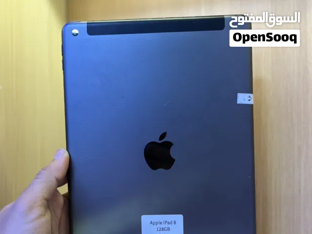 Apple iPad 8 128 GB in Aden