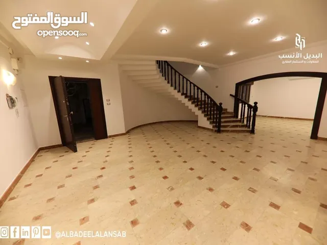 475 m2 More than 6 bedrooms Villa for Rent in Tripoli Al-Hashan