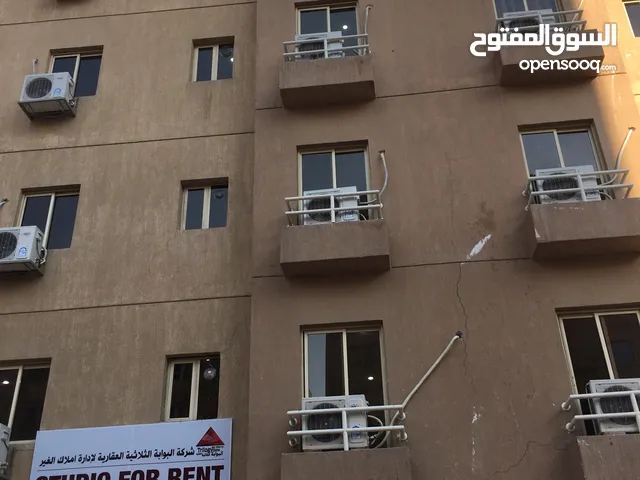 30 m2 Studio Apartments for Rent in Al Ahmadi Abu Halifa