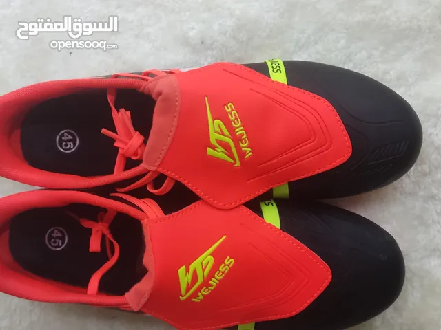 45 Sport Shoes in Al Batinah