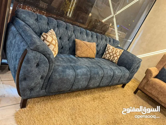 طقم كنب شبه جديد للبيع