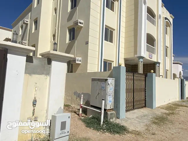 220 m2 3 Bedrooms Apartments for Rent in Dhofar Salala