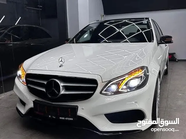 Mercedes Benz  W212  E200