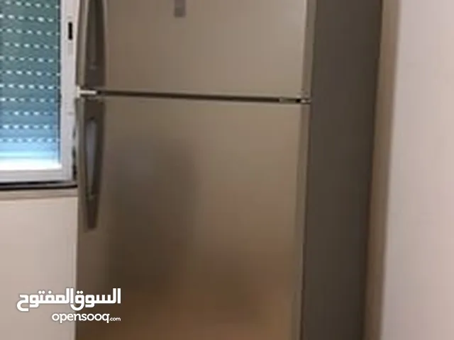 ثلاجه للبيع