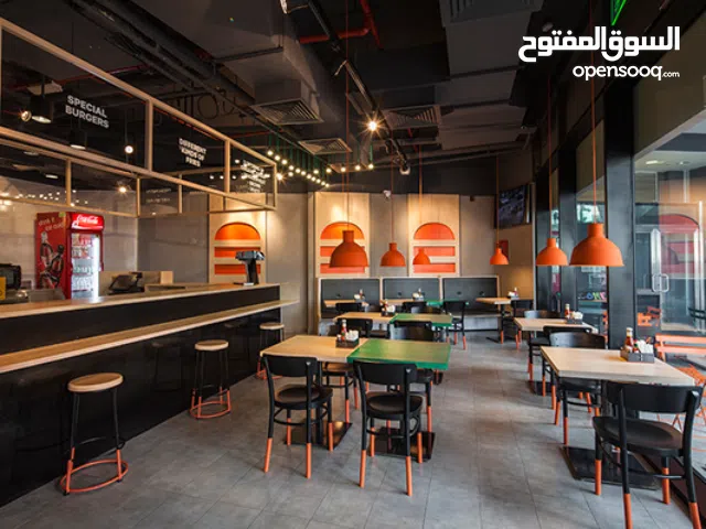 أحتاج إلي شريك يدخل معي برأس مال لمشروع مطعم ناجح