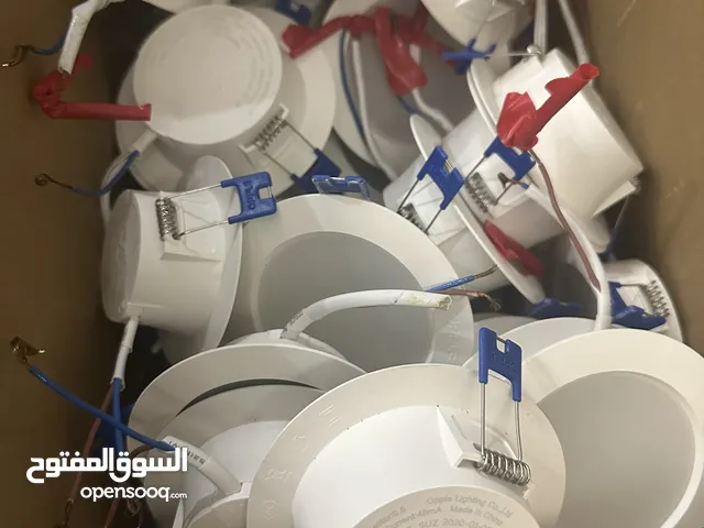 لمبات سبوت مقاس 10 شبه جديده ابيض