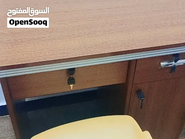 ميز مكتب