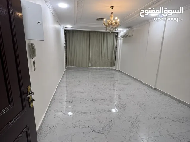 140 m2 3 Bedrooms Apartments for Rent in Al Ahmadi Mahboula