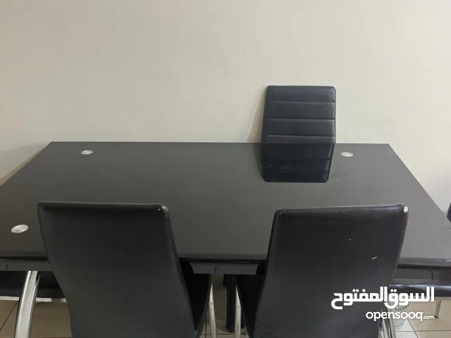 طاوله طعام وطاولات جانبيه